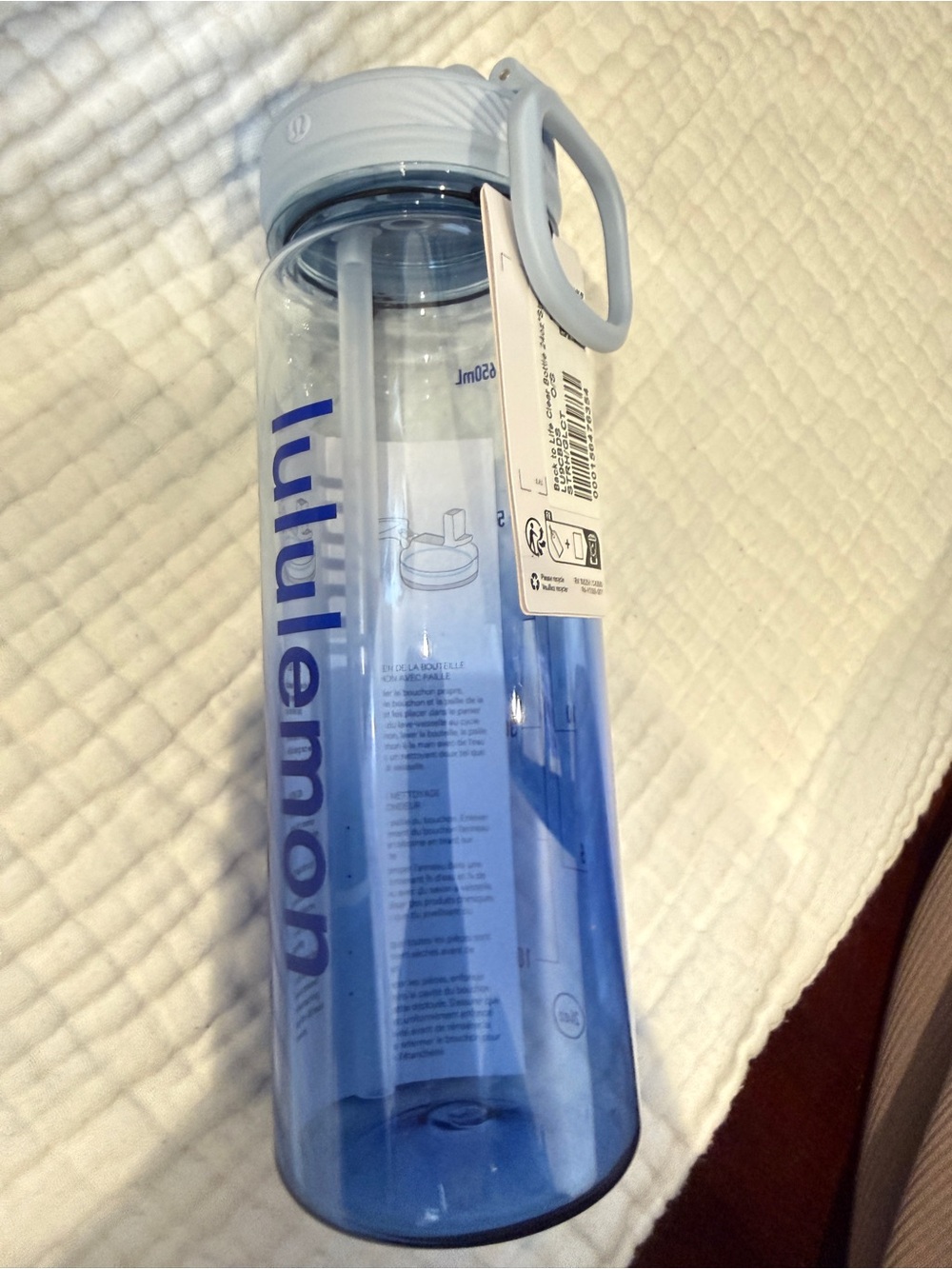 Lululemon Back to Life Sport Bottle 24oz Straw Lid starch blue NWT
